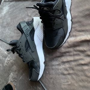 Nike Huaraches